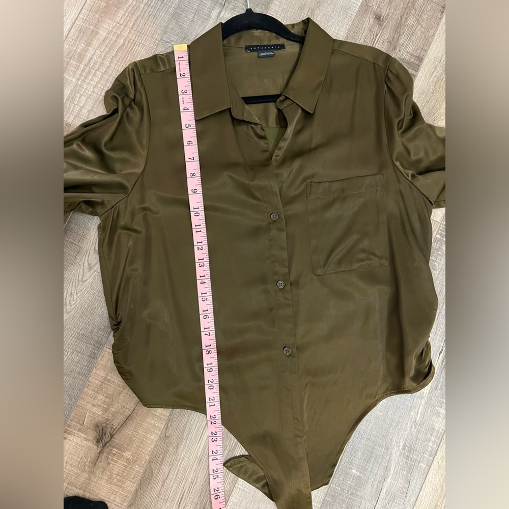 Sanctuary Dark Olive Button Down Shirt with tie and pocket sz L EUC - Picture 9 of 9